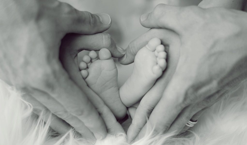 newborn feet